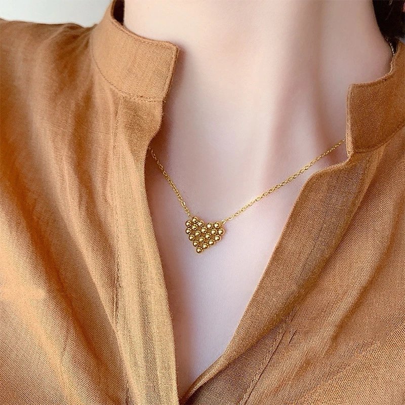 gold heart necklace